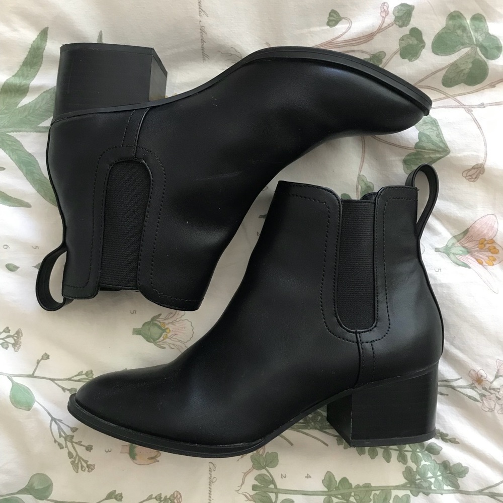 Black Booties ❤️